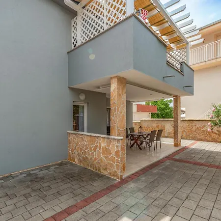 Cozy In Na Moru Appartement