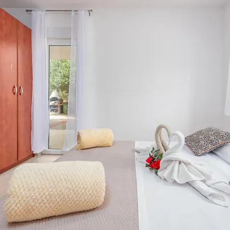 Cozy In Na Moru Appartement *